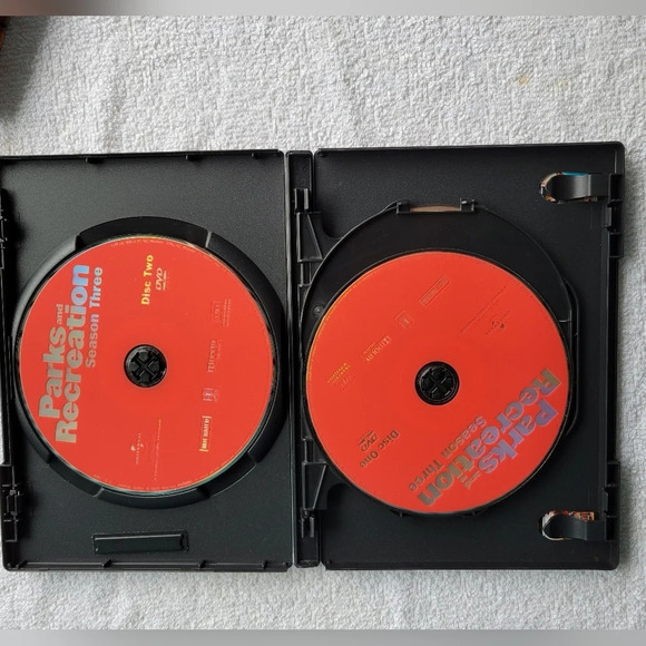 Parks and Recreation DVD Season Three - Picture 3 of 5